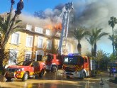 Bomberos del CEIS intervienen en el incendio de una vivienda en Ulea