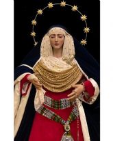 Sevilla. Coincidiendo con el inicio de la Cuaresma, la Virgen de la Esperanza luce en su Altar el atavo que se conoce popularmente como 