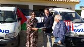 El Ayuntamiento dona dos furgonetas del parque móvil municipal a la Asociación de Amigos del Pueblo Saharaui, que prestarán servicio en los campamentos del Sahel