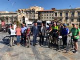 Un paseo solidario por los carriles bici de la ciudad