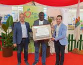 Mamadou Magassa Cisse y Convive Fundacin Cepaim reciben el XI Premio Doctor Francisco Guirado