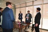 L�pez Miras visita una empresa de modelos 3D para cirug�a con motivo del D�a Mundial del Emprendimiento