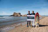 Doce surfistas llegados de toda españa se forman en Mazarrón para obtener el título de entrenador nacional