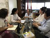 Martínez-Cachá se reúne con la presidenta de la asociación ´Talentos´ para impulsar medidas dirigidas al alumnado con altas capacidades