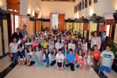 El colegio Cervantes participa en el proyecto de emprendimiento ‘Embarka’ y venderá los productos de las cooperativas escolares en el mercado semanal