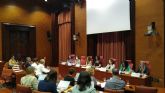 La Comisión de Igualdad y Feminismos del Parlamento de Cataluña debate sobre un sistema de acogida que tenga perspectiva feminista y interseccional