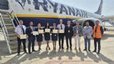 Murcia recibe el vuelo 1200 en el Aeropuerto Internacional de Corvera desde Birmingham con un homenaje al 1200 aniversario de su fundacin