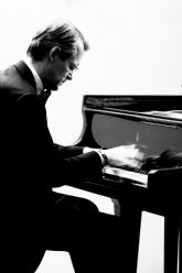Luis Fernando Pérez, talento, audacia y personalidad frente al piano, en el ciclo Reencuentro de la Fundación Albéniz