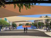 Un toldo de 1.000 m2 cubre el anfiteatro de La Seda creando un nuevo espacio para los murcianos que puede ser disfrutado durante todo el año