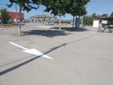 El Ayuntamiento de Lorca renueva la señalizacin horizontal en  las inmediaciones del Local Social de Torrecilla para mejorar la seguridad vial de los vecinos