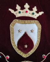 La Virgen del Carmen 'lucir' un nuevo escapulario bordado en oro en la procesin martima de Cartagena