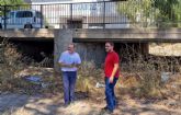 El Ayuntamiento de Lorca adelanta la campana de limpieza y desbroce de las ramblas del casco urbano para evitar danos ante la posibilidad de lluvias torrenciales