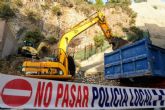 Retiradas toneladas de rocas acumuladas en la ladera de Gisbert