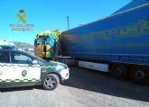La Guardia Civil detiene al conductor de un vehculo articulado de 40 toneladas que septuplicaba la tasa de alcoholemia permitida