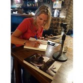 La argentina Paola Vicenzi gana con su obra Equis Equilibrio el premio de novela Vargas Llosa que convoca la UMU, Fundaci�n Mediterr�neo y la C�tedra Vargas Llosa