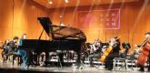 La pianista Caridad Galindo y la Coral Ars Nova embriagan a los asistentes a la apertura de Floracin 2024