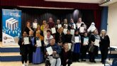 Los alumnos de costura y español para extranjeros de Los Ramos y Torreagera reciben sus diplomas