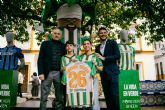 El real betis balompié presenta la primera camiseta fabricada con naranjas para poner en valor el patrimonio natural urbano