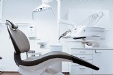 Dentistas exigen al Gobierno que regule el cierre de sus clínicas y establezca atención de urgencia
