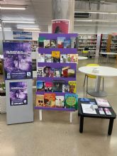 Las bibliotecas de Murcia y Cartagena se suman a Accem para celebrar el Da de la Persona Refugiada