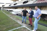 Puesta a punto del Estadio Cartagonova con la resiembra del csped para los encuentros deportivos