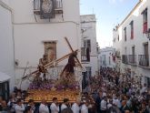 Diez hermandades y once pasos protagonizan una jornada hist�rica para las cofrad�as de Arcos