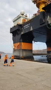 El Puerto acoge un dispositivo especial para el atraque de una plataforma offshore en Escombreras