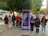 Una puerta violeta sensibiliza en las pedanas de Murcia sobre la violencia machista