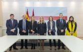 La Comunidad de Madrid y el seguro impulsan la formaci�n profesional y la incorporaci�n de talento al sector