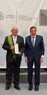 El cooperativista Juan Safont recibe la gran cruz de la orden del m�rito agrario