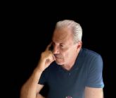 La Fea Burgues�a presenta La soledad del paracaidista de Och� Cort�s