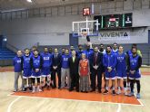La consejera de Educación, Juventud y Deportes asiste al entrenamiento del UCAM-Murcia Baloncesto