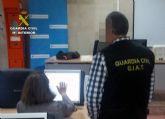 La Guardia Civil investiga a dos mujeres por la suplantacin de identidad en el examen del permiso de conducir