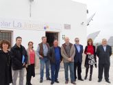 Diputados de Podemos visitan la cooperativa de energa fotovoltaica asociada a Ucomur 'Huerta solar La Jeresa'