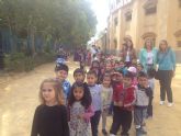 150 alumnos de Infantil del Colegio José Robles conocen las Alamedas