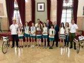 Los Tritones llegan al Saln de Plenos tras batir rcords en el Campeonato de España de Triatln