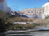 Limpian el 'inmundo' solar frente al colegio el Molinico de la Alberca meses despus de las peticiones de Ahora Murcia