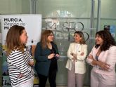La Comunidad visibiliza el legado de Inés Salzillo con una placa del programa ´Murcia, Región de Mujeres´