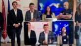 Murcia se vuelca con la solidaridad en la VII Gala Benéfica de la ONG Azul en Acción en el Teatro Romea