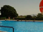 Comienza de forma oficial la temporada estival del servicio de piscinas municipales con la apertura hoy de las del Polideportivo '6 de Diciembre'