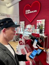Clarins ofrece a los turistas asiticos opciones de pago a travs de Alipay+ en sus boutiques de Barcelona y Madrid