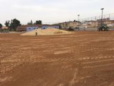 Comienzan las obras de instalación de césped artificial del campo municipal de fútbol 7