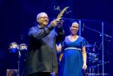 Pablo Milanes, premio La Mar de Musicas, recibio su galardon acompañado por Rozalen, Victor Manuel y Jorge Marazu