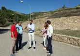 El Ayuntamiento de Caravaca pone en marcha trabajos de desbroce y regeneración en zonas verdes, caminos rurales, barrancos y márgenes de carreteras