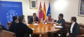 El delegado del Gobierno anuncia un plan de choque para combatir la pobreza energética del que se beneficiarán 77.000 familias en la Región de Murcia