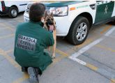 Dos guardias civiles francos de servicio rescatan a una mujer en su domicilio