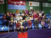 Alumnos del colegio Cuatro Santos conocen y practican tenis de mesa con el UCAM Cartagena