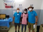 El decano de ptica y Optometra de la Universidad de Murcia participa en la expedicin a Senegal de Azul en Accin