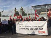 CCOO Enseñanza protesta contra el bloqueo de las negociaciones sobre el salario digno en la Fundacin Diagrama