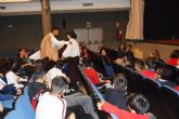 El colegio 'Monte Azahar' hace un guiño teatral a la historia de Las Torres de Cotillas